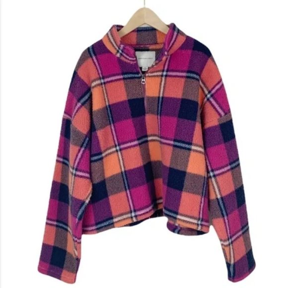 Cropped Plaid Sherpa - Picture 1 of 7